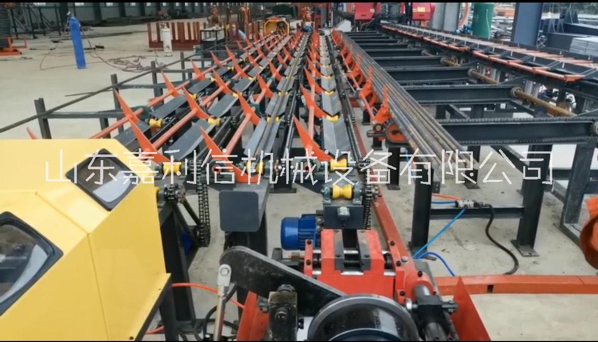 數(shù)控鋼筋鋸切套絲生產(chǎn)線 數(shù)控鋼筋鋸切套絲打磨生產(chǎn)線