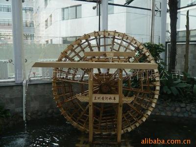 蘭州防腐木水車黃河景觀水車定做荷蘭風(fēng)車可安裝