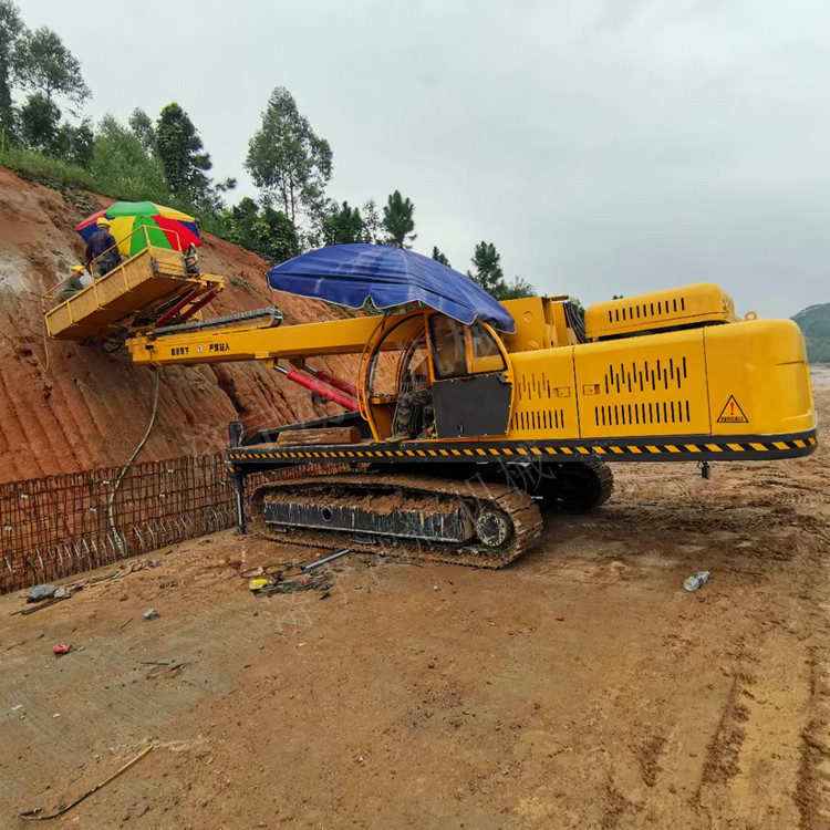 云南邊坡支護(hù)錨固鉆機(jī) 鴻輝HG-12HP護(hù)坡錨固鉆車(chē) 山體邊坡加固鉆機(jī)