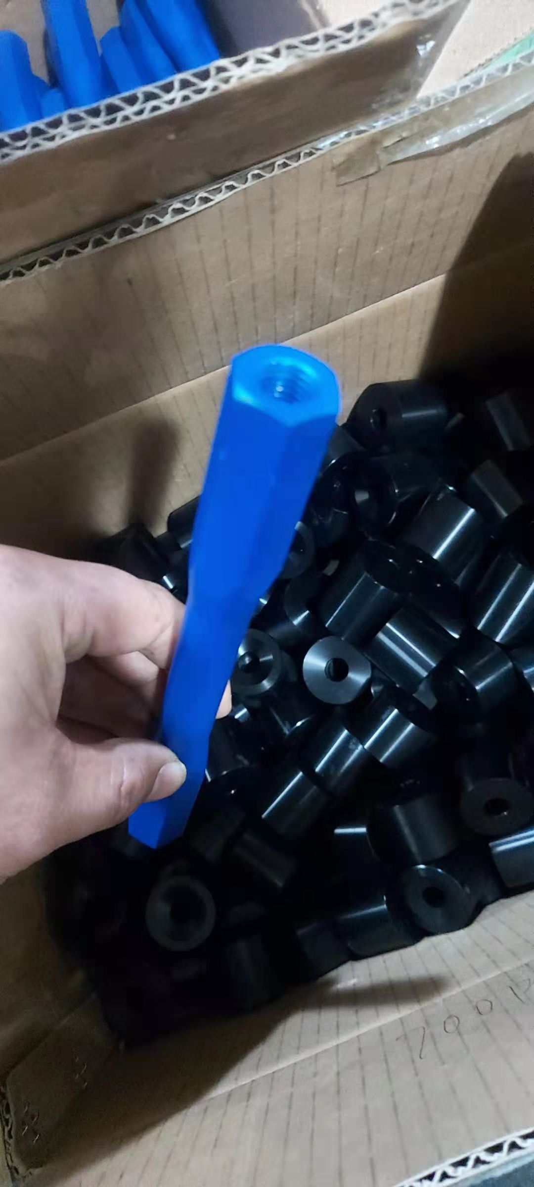 車加工車槽 攻牙 倒角廠家、定做、價格表【深圳瑞揚金屬制品有限公司】