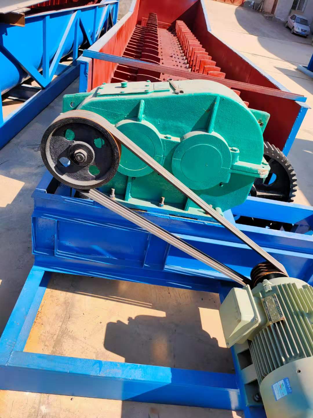 云南洗礦機(jī)-槽式洗礦機(jī)-礦山機(jī)械-全國配送