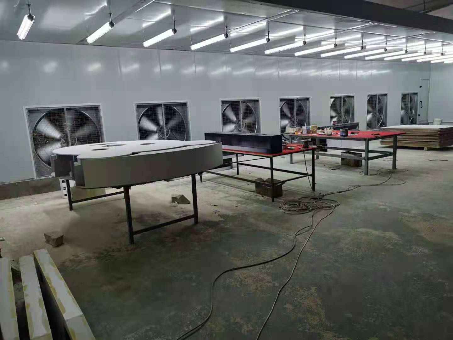 家具打磨吸塵房_ 打磨吸塵房_家具吸塵打磨臺【上海浦湛環(huán)?？萍肌?  title=