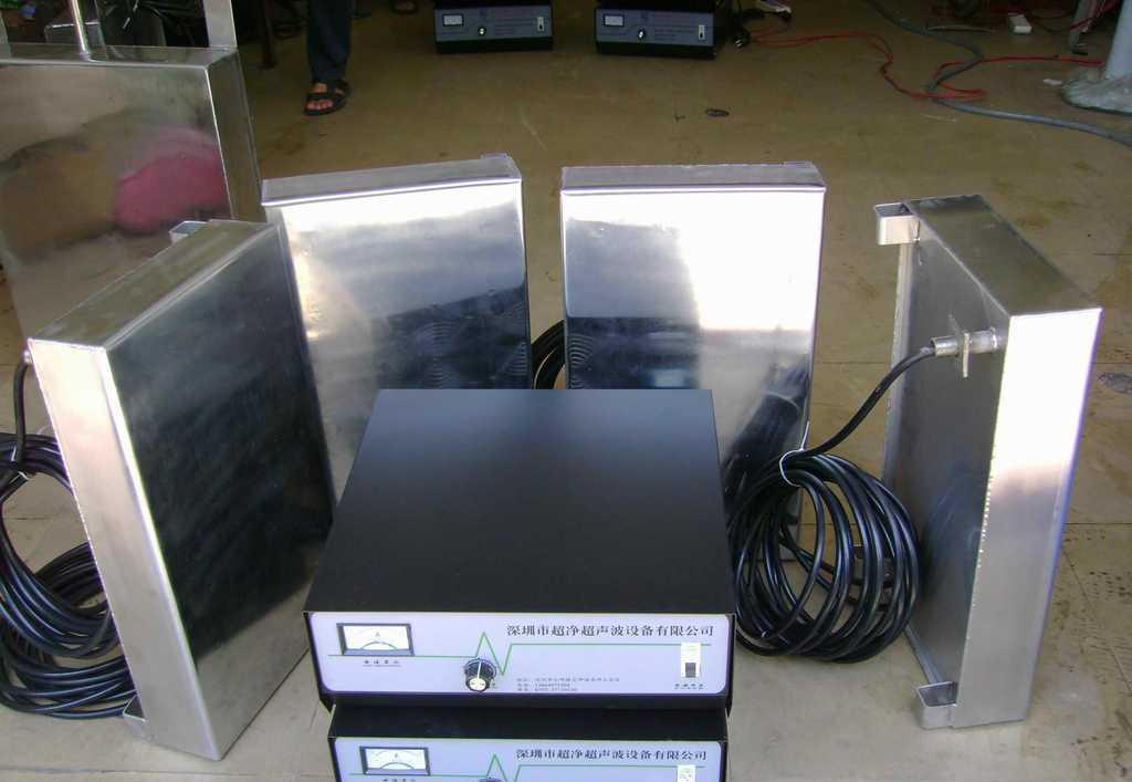 超聲波振板哪家好。濰坊超聲波振板13625445633