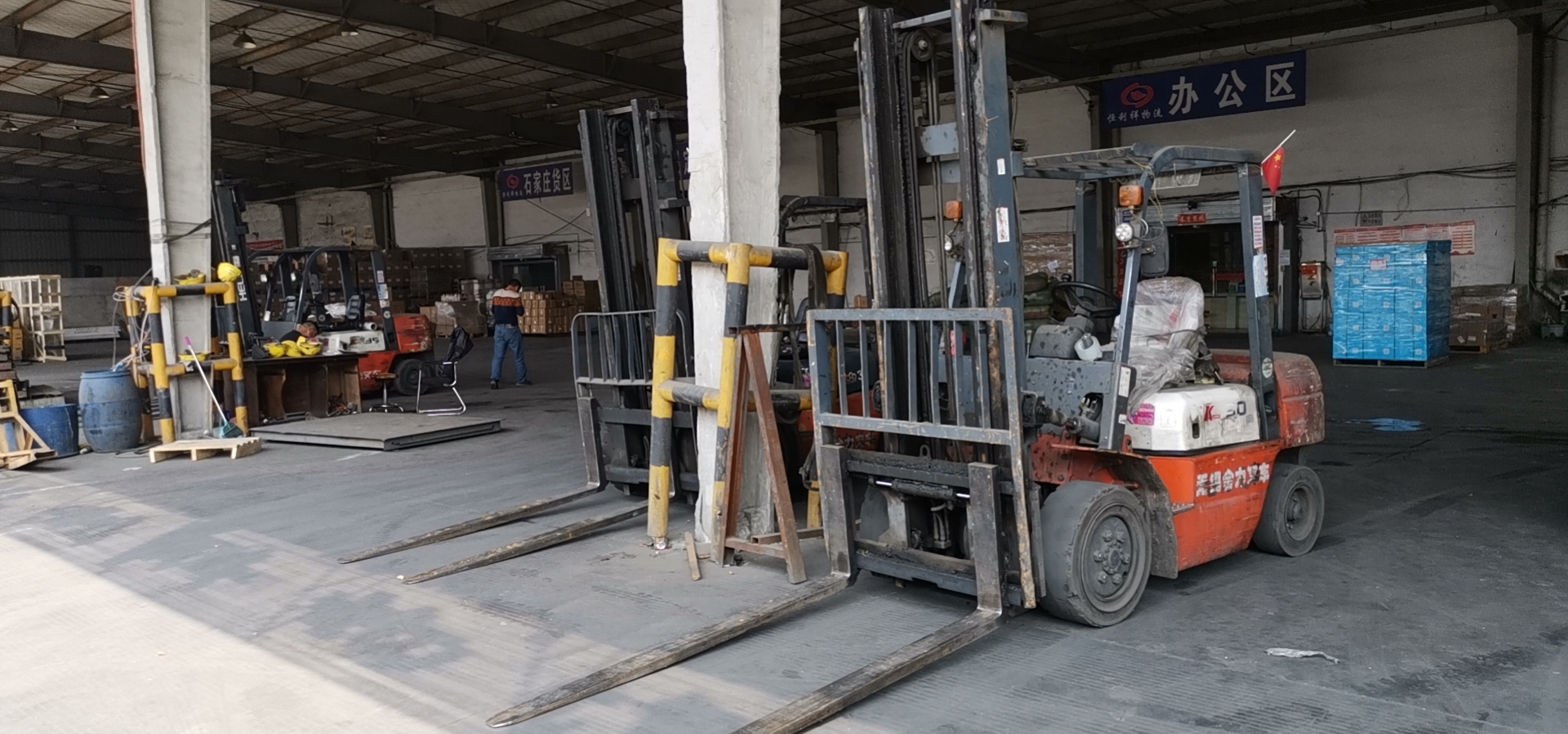 無(wú)錫至廊坊貨運(yùn)物流 整車(chē)運(yùn)輸 城市配送物流 卡車(chē)航班貨運(yùn)公司 無(wú)錫到廊坊直達(dá)專(zhuān)線