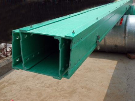 300×200玻璃鋼電纜橋架報(bào)價(jià)  300×200玻璃鋼電纜橋架多少錢(qián)