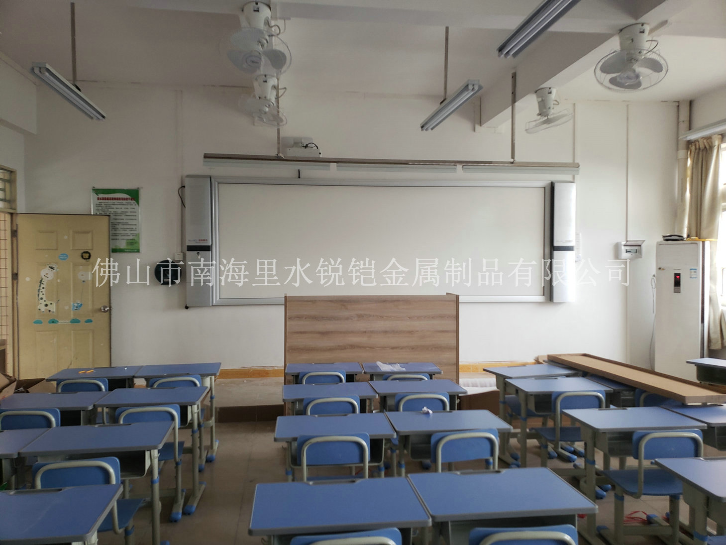 供應(yīng)校園課堂機(jī) 校園一體化數(shù)字課堂機(jī)廠家