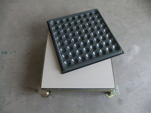 波鼎全鋼防靜電地板，內(nèi)蒙古赤峰市全鋼防靜電地板