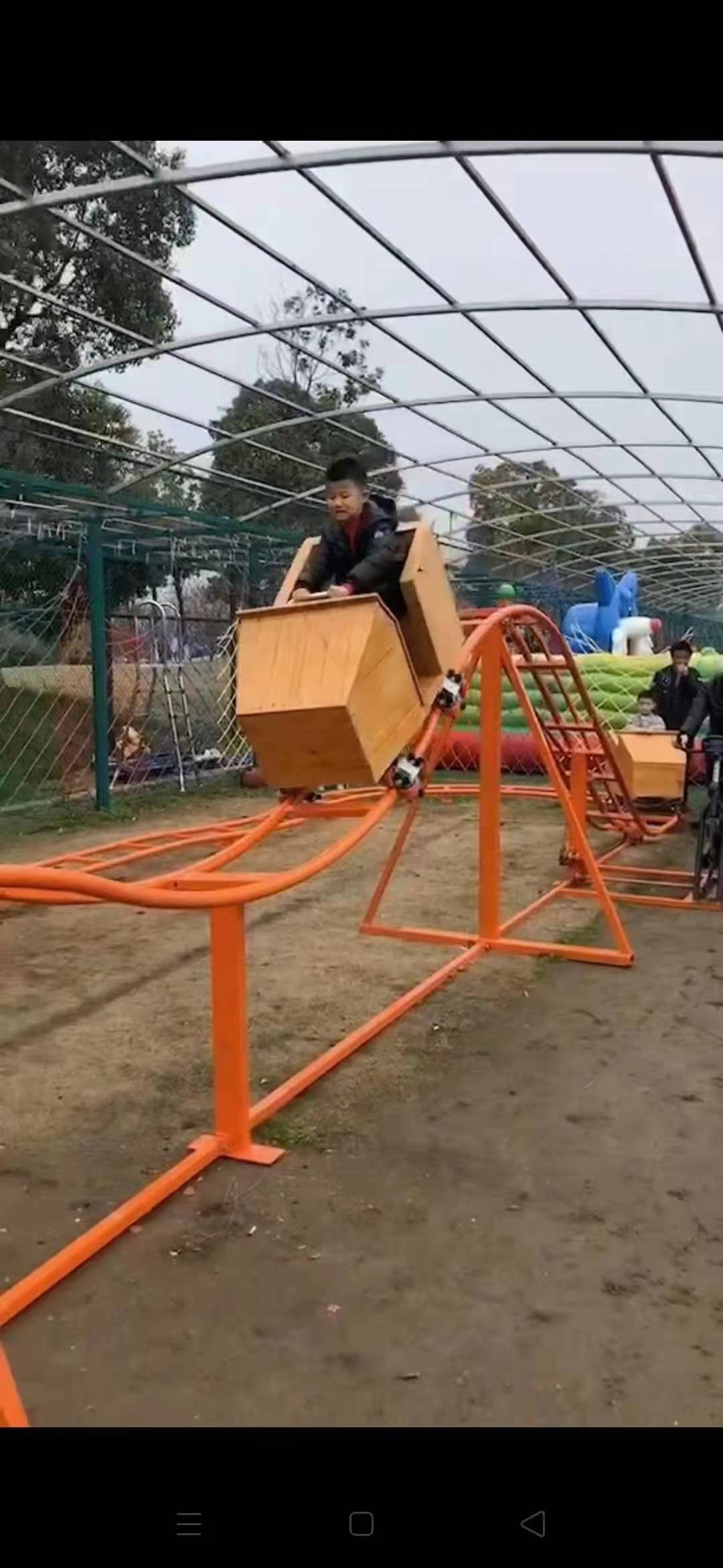 五一火爆排單中坑爹人力過(guò)山車出租