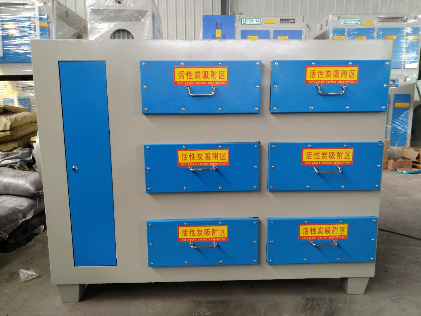 石油廠塑料廠化工廠廢氣凈化設(shè)備，10000風(fēng)量活性炭吸附箱