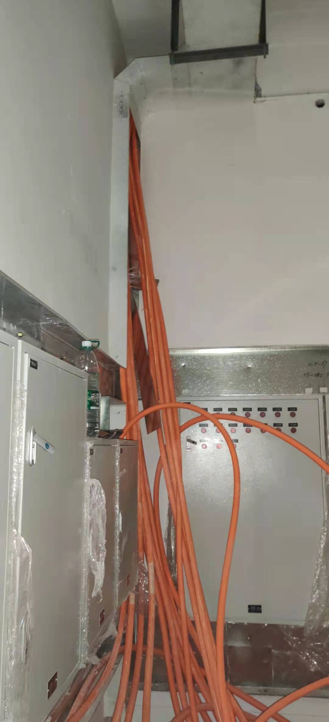 佛山低壓電纜壓頭施工隊  高壓低壓電纜鋪設(shè)施工方案報價表 佛山高壓低壓電纜鋪設(shè)