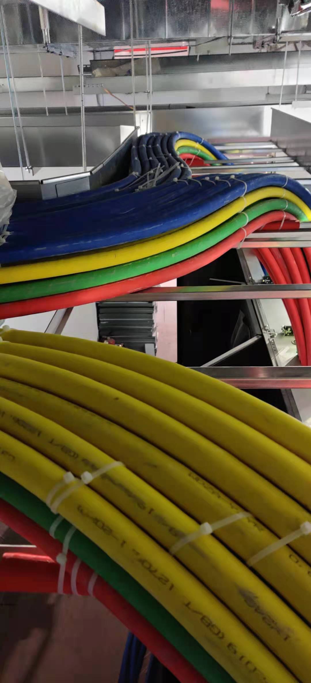廣州高壓低壓電纜鋪設(shè)施工方案報價表   深圳高壓低壓電纜鋪設(shè)
