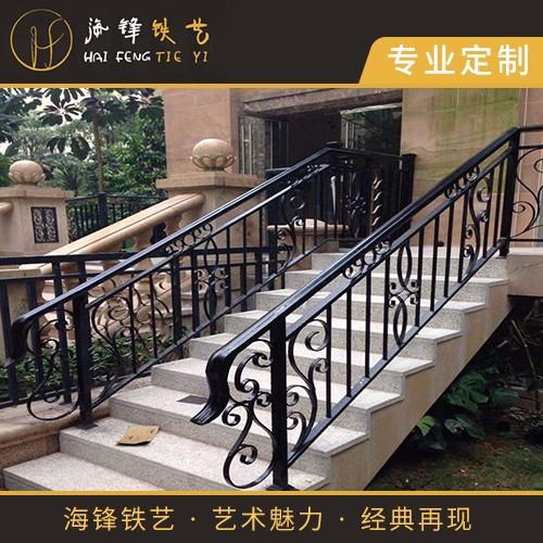 海鋒 鐵藝護(hù)欄 鐵藝欄桿 可定制 歡迎來電咨詢 鐵藝護(hù)欄廠家 鐵藝護(hù)欄廠家電話
