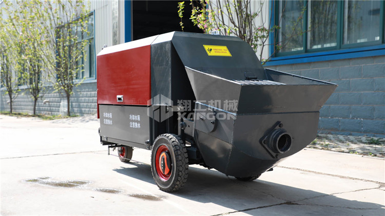 15kw混凝土輸送泵，小型泵澆筑泵，二次結(jié)構(gòu)輸送泵