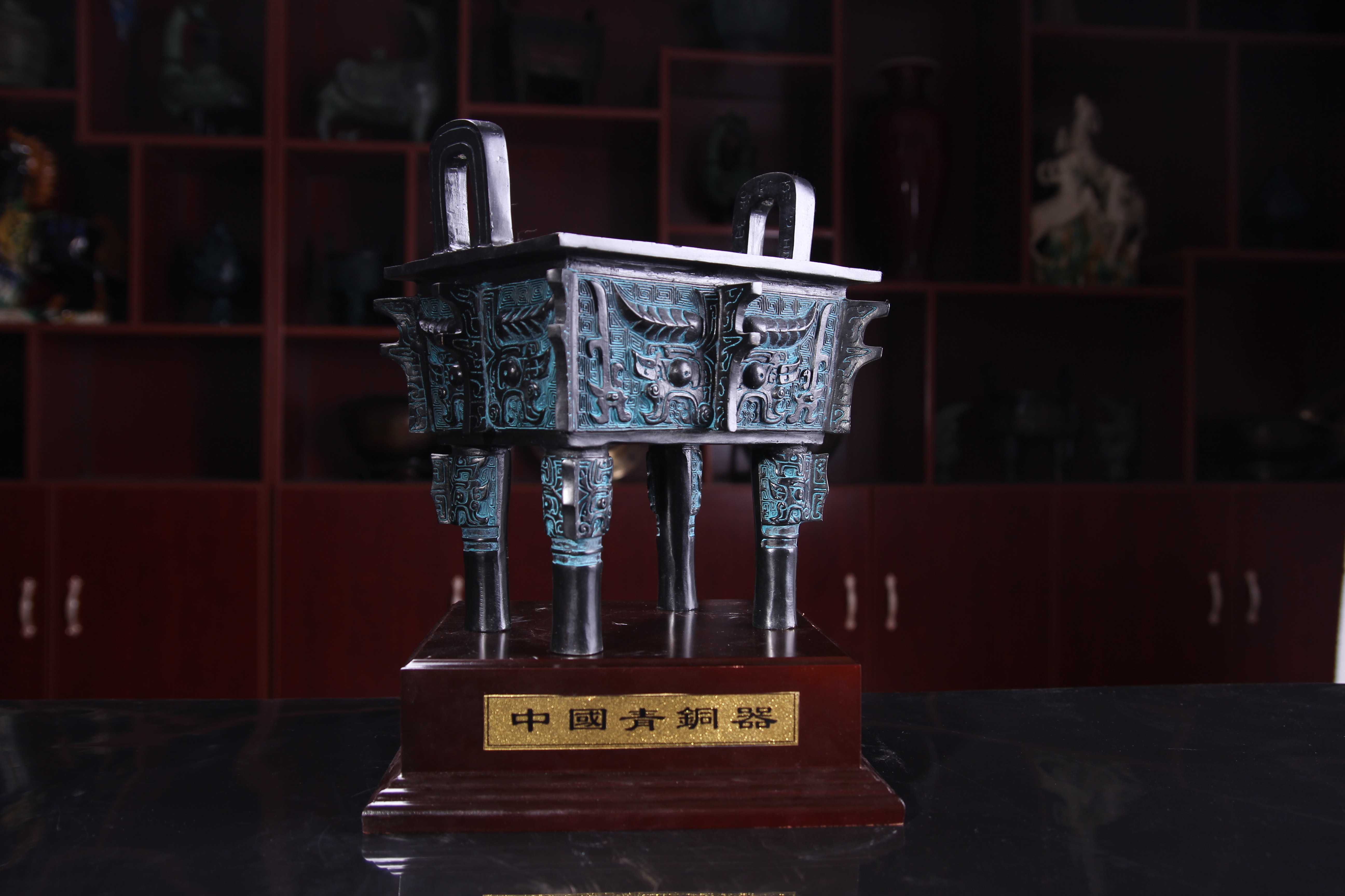 仿古青銅器擺件洛陽鼎工藝品節(jié)日禮品漢婚影視道具定制