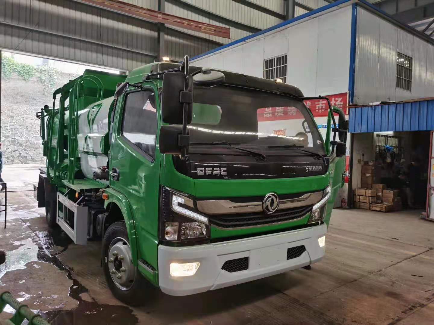 餐廚垃圾車生產(chǎn)廠家、市場(chǎng)報(bào)價(jià)【湖北大鑫汽車銷售有限公司總部】