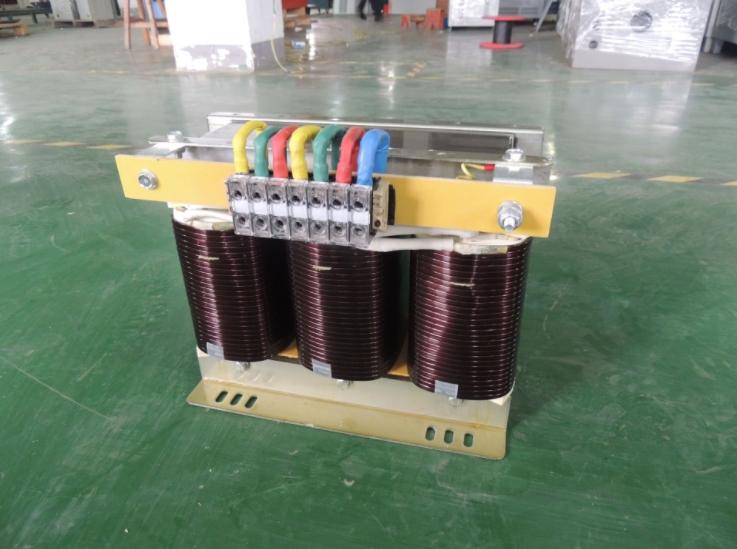 三相自藕變壓器供應(yīng)商_三相自藕變壓器批發(fā)_三相自藕變壓器價錢