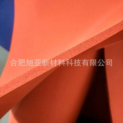 廠家提供熱轉(zhuǎn)印燙畫機硅膠發(fā)泡板紅色硅膠板 減震硅膠海綿墊