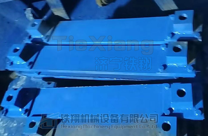 交叉渡線鋪軌工裝