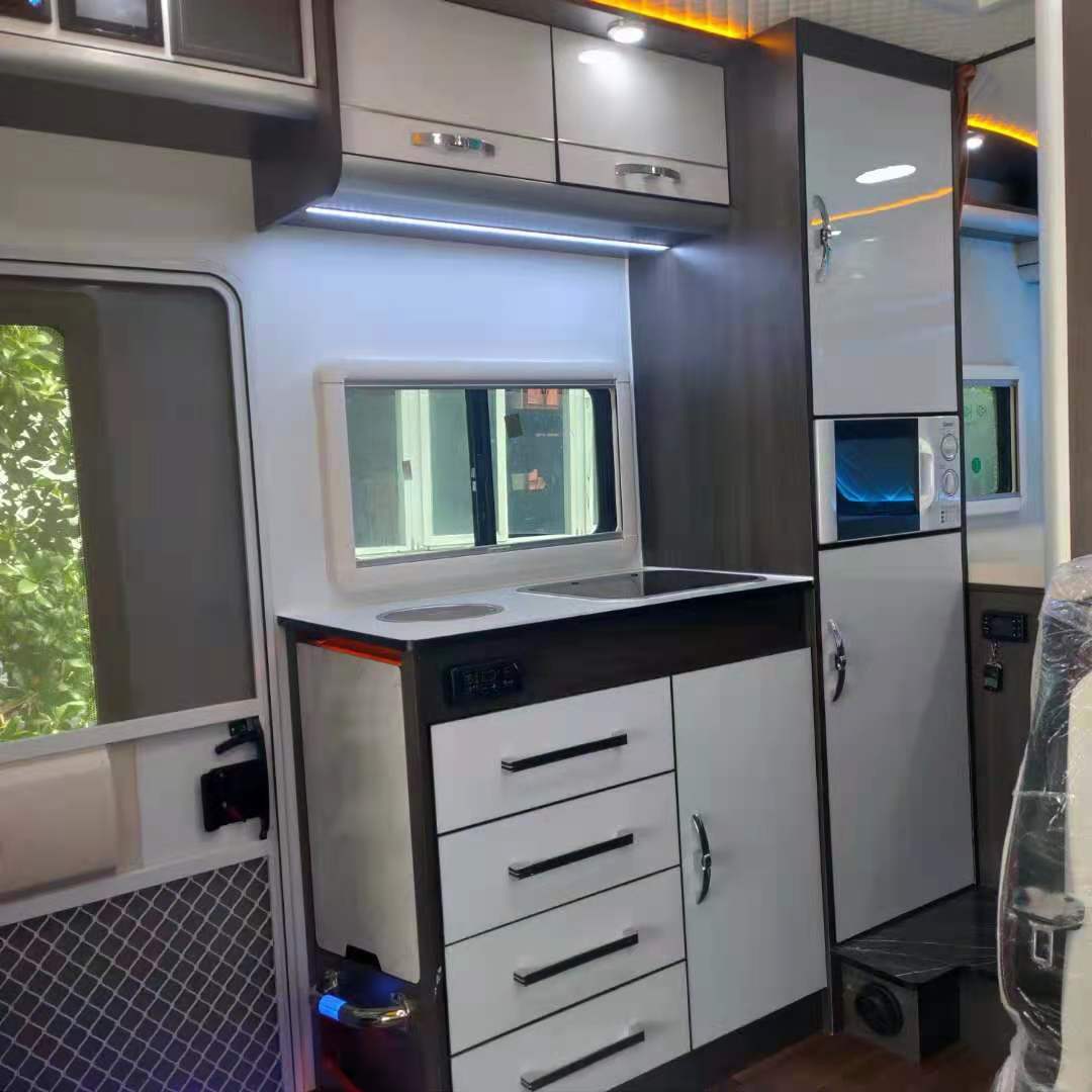 躍進(jìn)輕卡房車  上汽躍進(jìn)H500輕卡房車  平頭輕卡自動(dòng)擋房車  房車報(bào)價(jià)