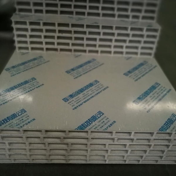 手工中空玻鎂板廠家-價(jià)格-銷(xiāo)售-生產(chǎn)-哪家好（四川泰合金童科技有限公司總部）