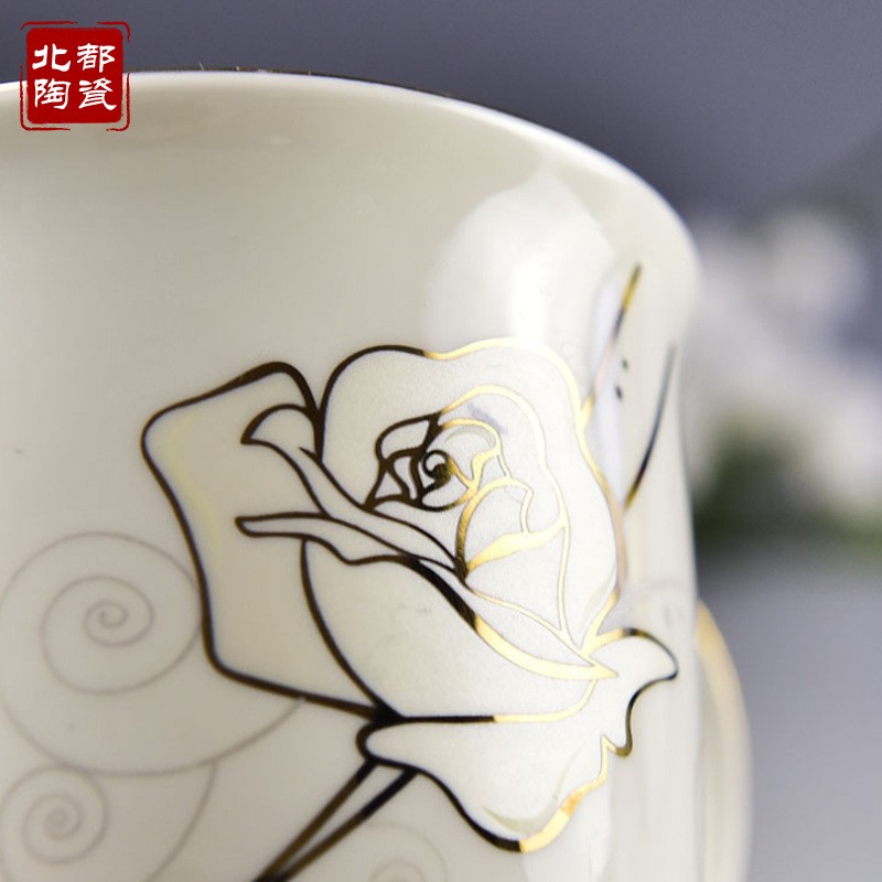 廠家批發(fā)創(chuàng)意禮品杯描金下午茶杯子家用陶瓷馬克杯骨瓷水杯6