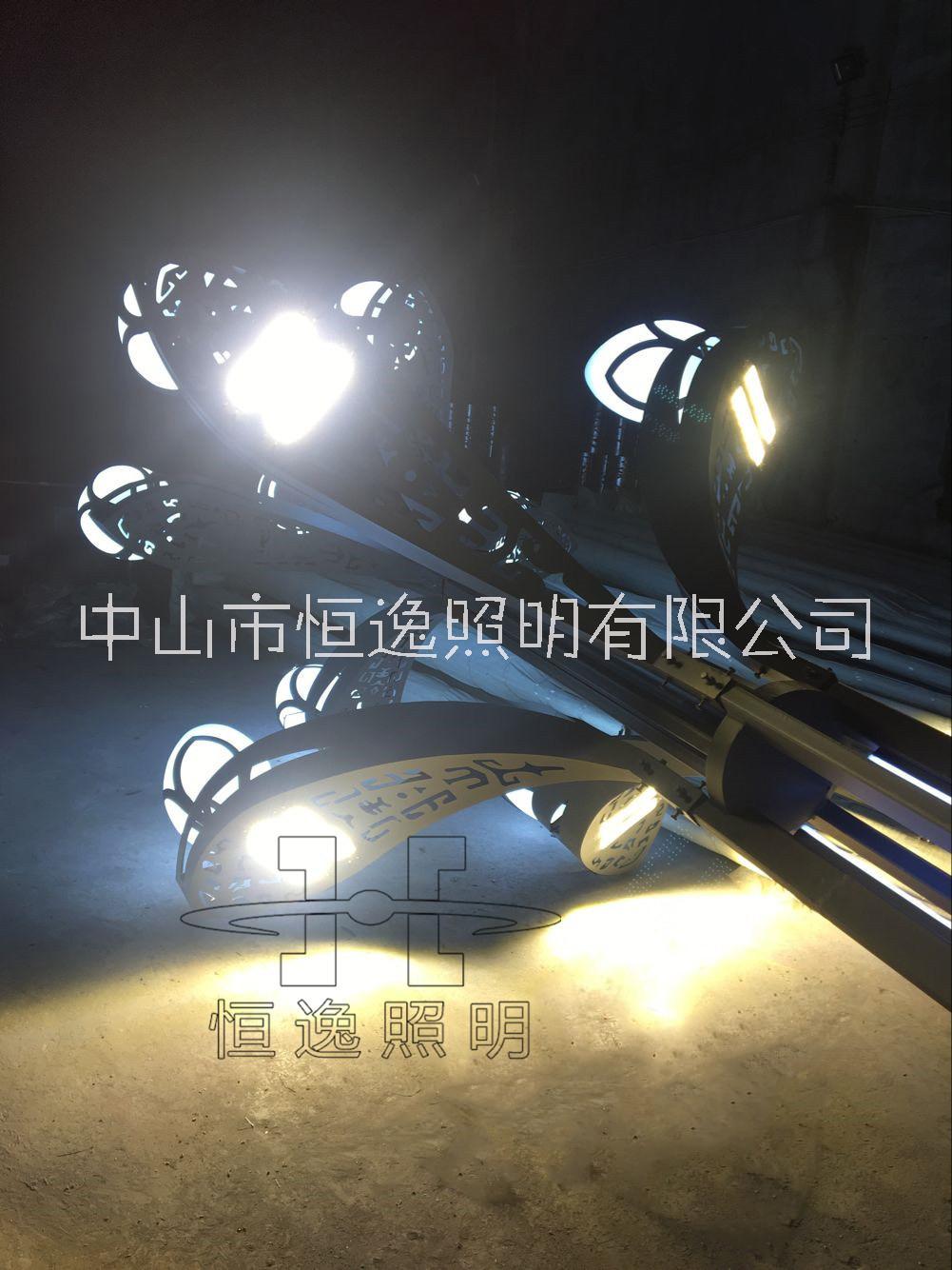 恒逸照明百合花造型大型玉蘭燈