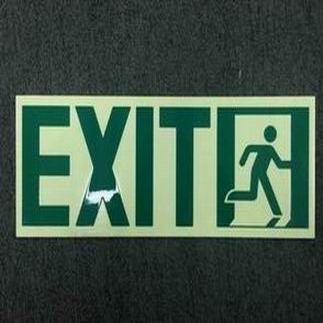 供應鋁板蓄光逃生指示牌 夜光疏散標志 緊急出口導向標志牌 自發(fā)光應急指示燈