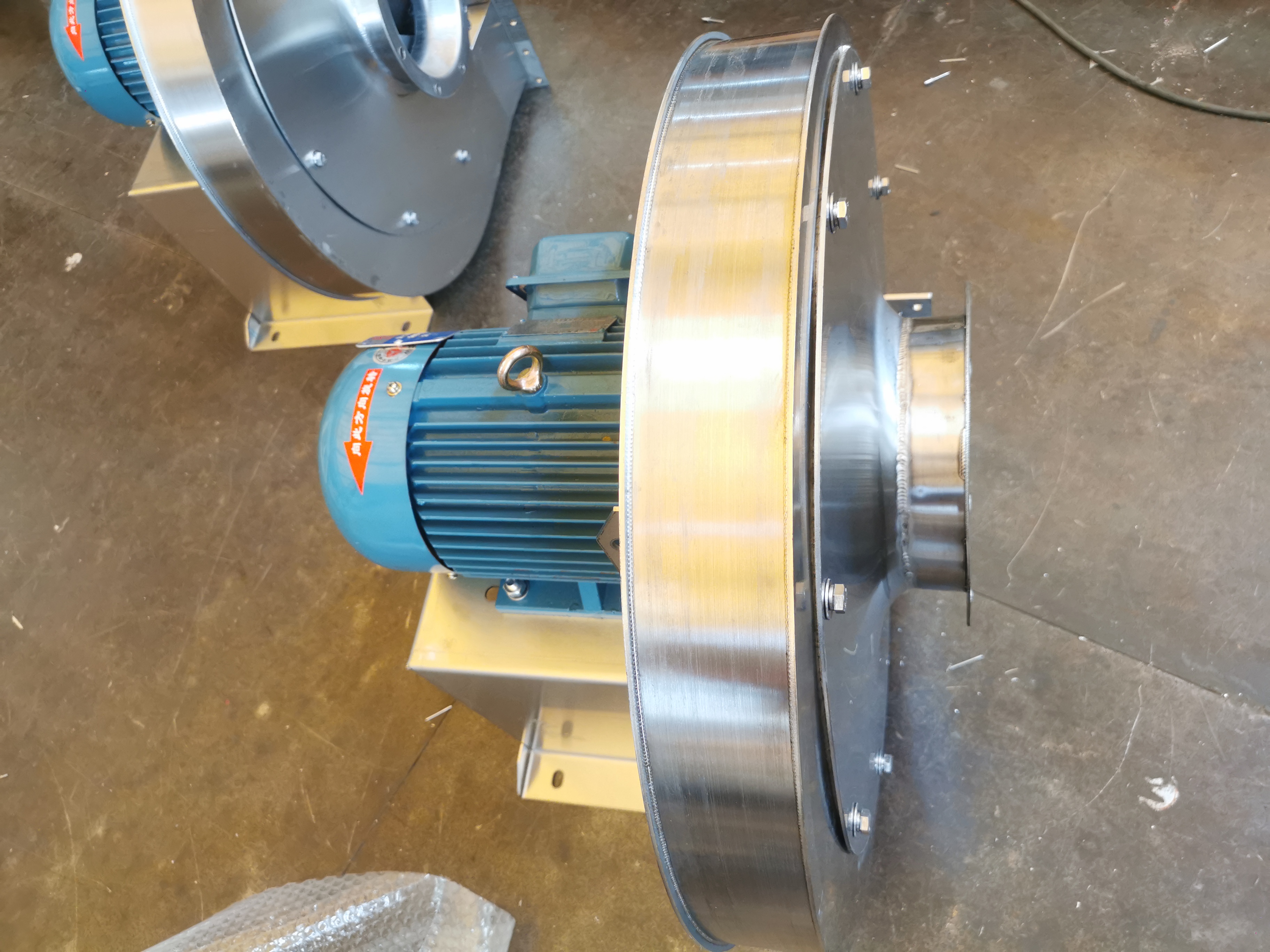 不銹鋼風(fēng)機(jī)9-19型高壓豉風(fēng)機(jī)3KW