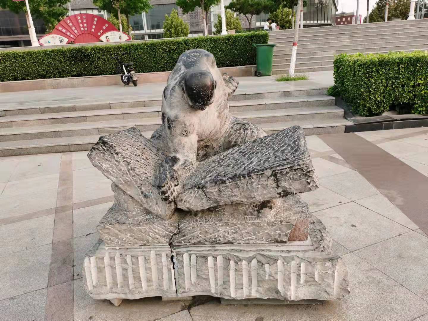 廣場(chǎng)石雕哪家好 石雕廠家 各種樣式景觀公園擺件