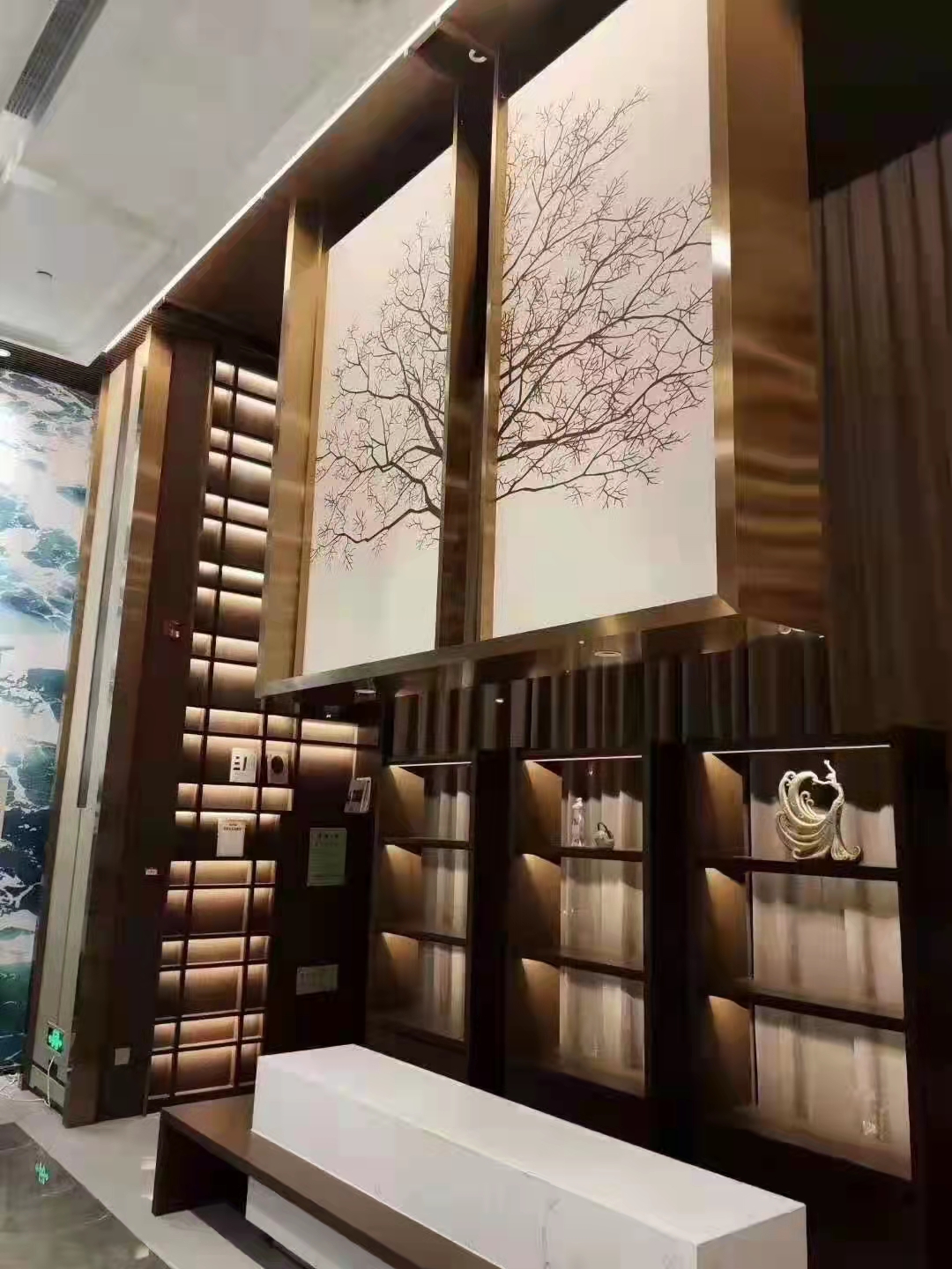 不銹鋼激光鏤空屏風(fēng)隔斷 不銹鋼屏風(fēng)圓型圖片  鏡面玫瑰金不銹鋼屏風(fēng) *處不銹鋼屏風(fēng)中式花格定制