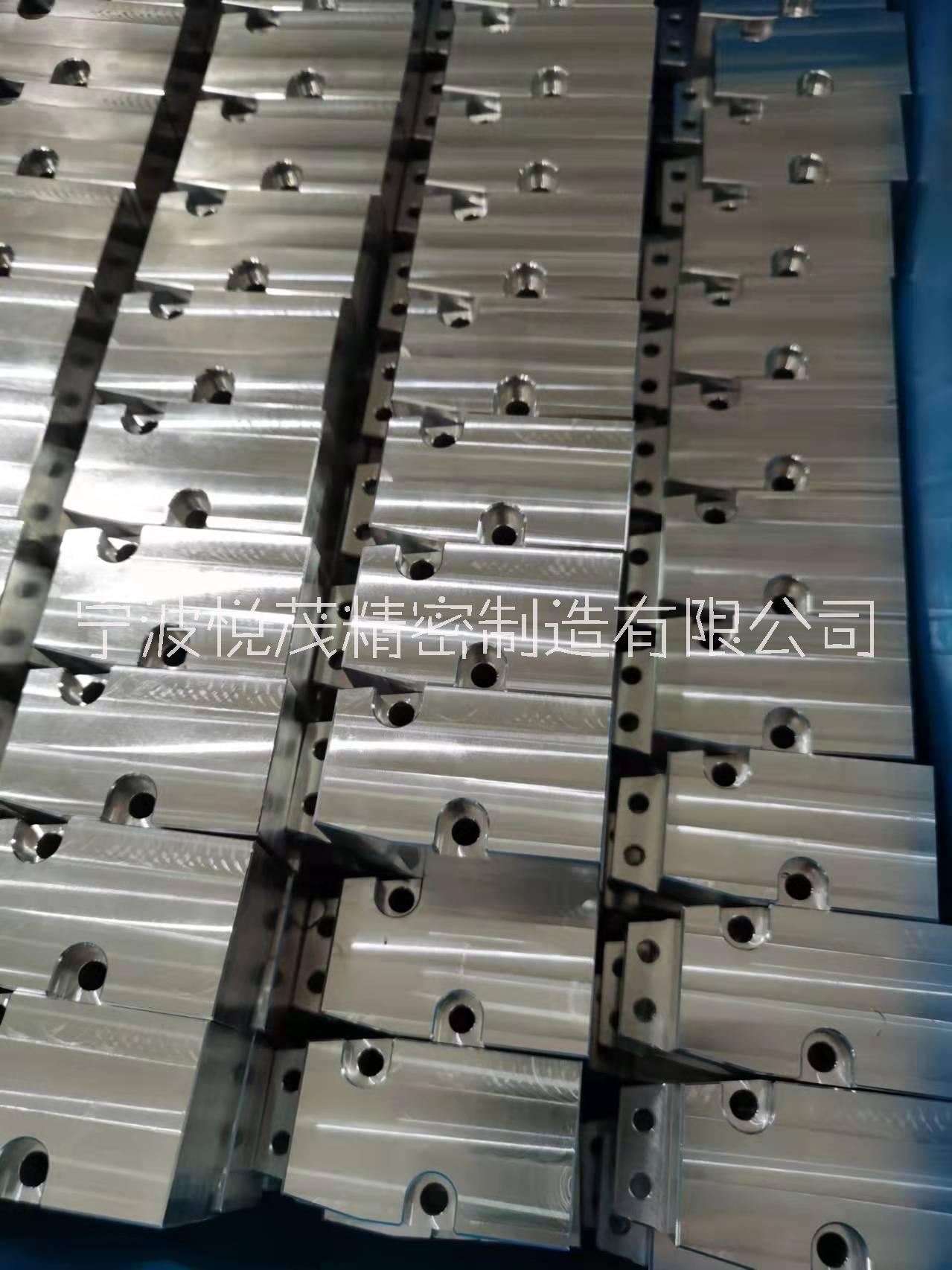 CNC加工中心對外加工產(chǎn)品，五金 cnc加工、壓鑄件加工、精密汽車