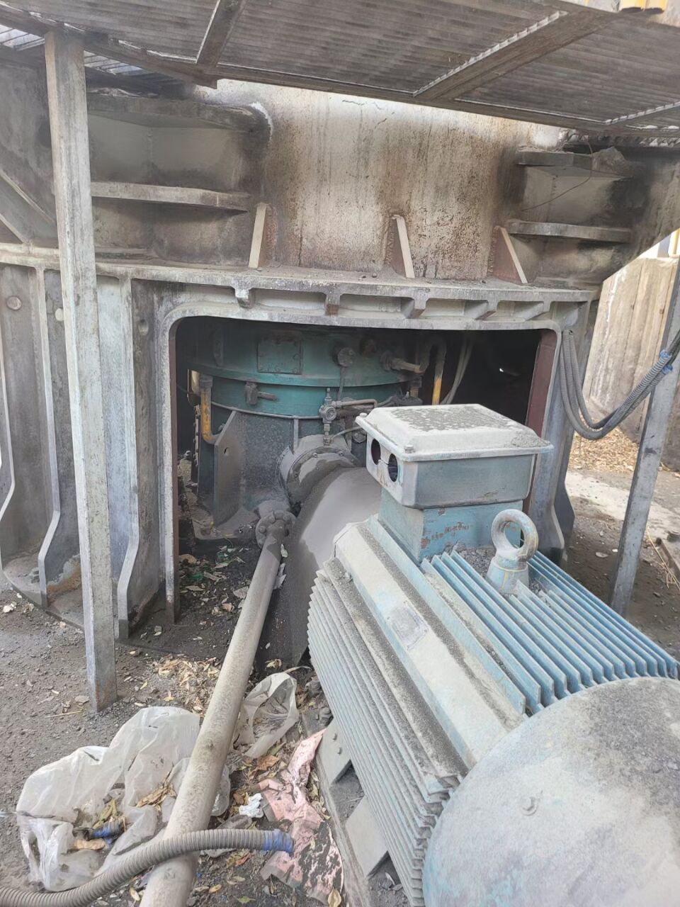 1300煤立磨 1700 2200立磨 二手立磨機(jī)推薦