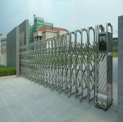 河北鋁金金伸縮門(mén)廠家供應(yīng)_鋁金金伸縮門(mén)定制—興源鋁金金伸縮門(mén)