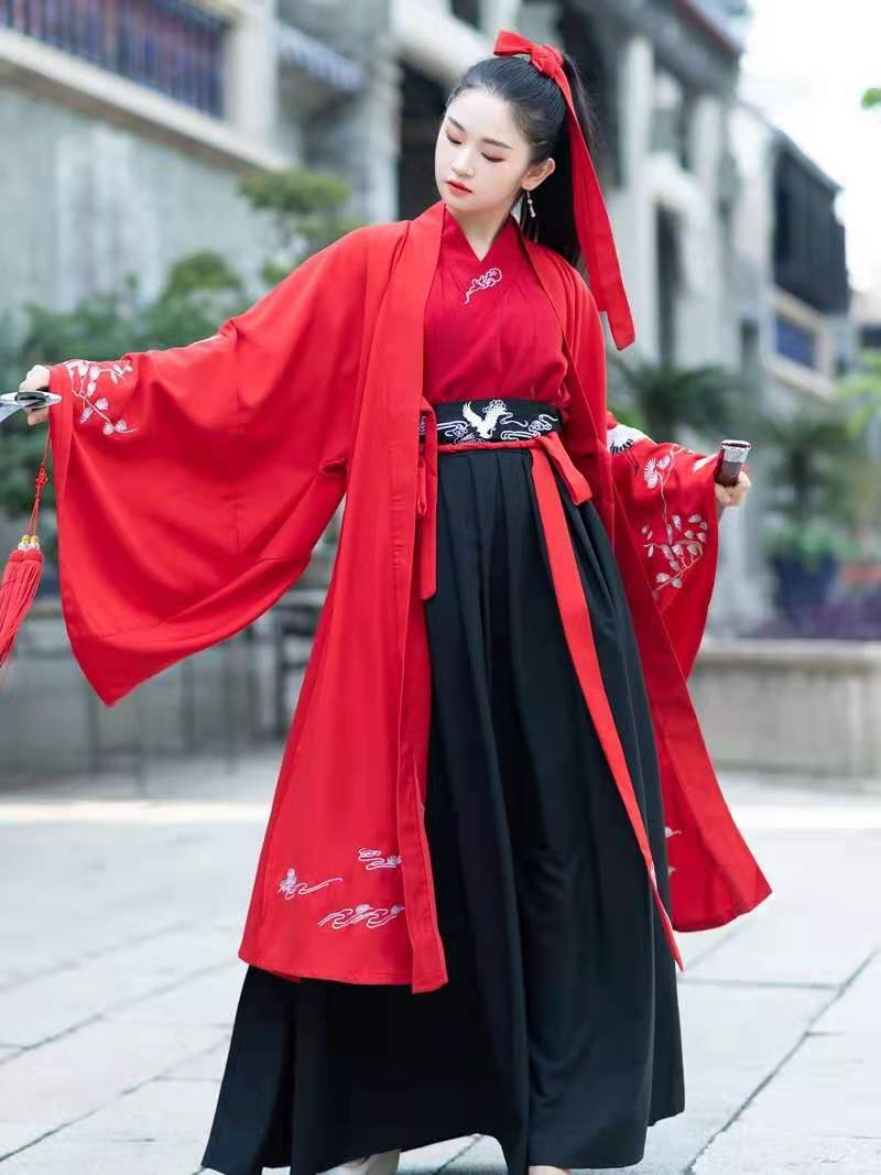 出租西班牙裙擺，提裙俄羅斯舞蹈服