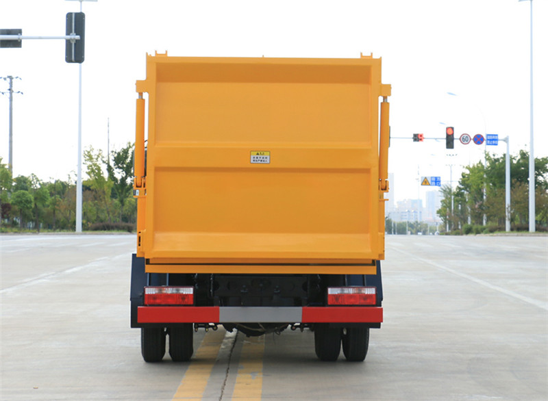 掛桶式垃圾車 3-12方自裝卸式垃圾車廠家