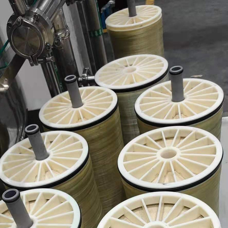 工廠大量回收苦咸水處理反滲透膜品牌不限