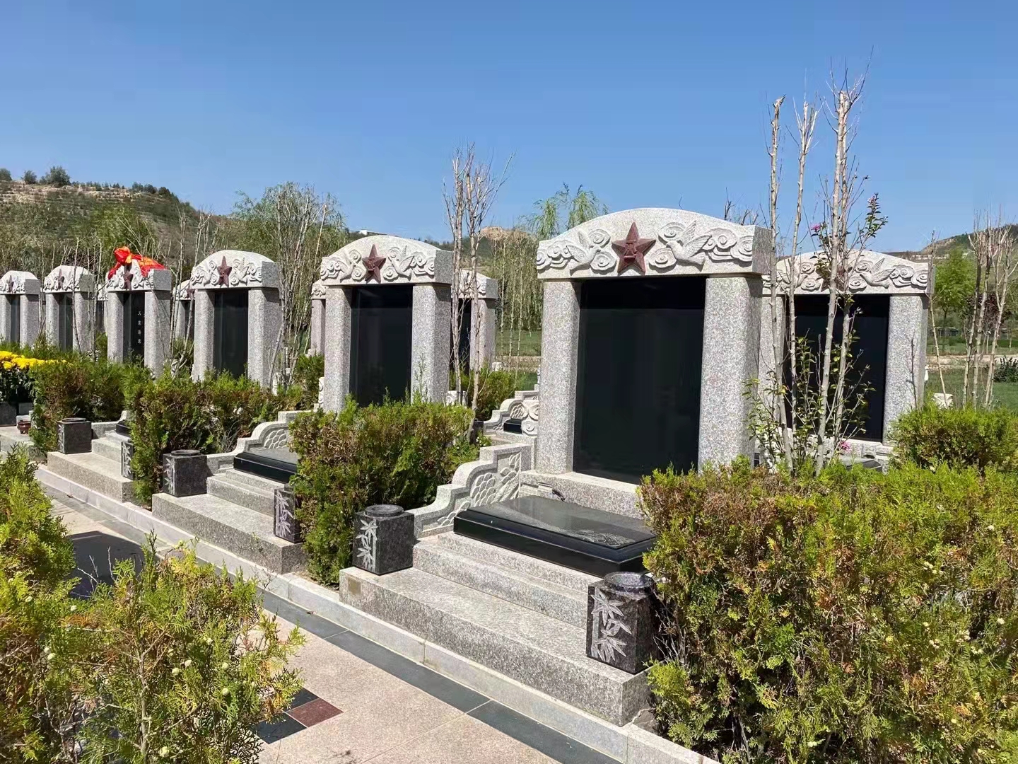 蘭州臥龍崗公墓墓地團(tuán)購(gòu) 購(gòu)買(mǎi)地址 蘭州臥龍崗公墓墓地團(tuán)購(gòu)購(gòu)買(mǎi)地址