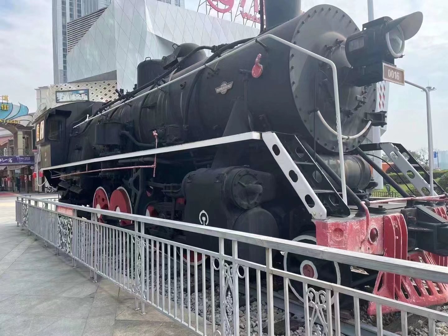 復(fù)古火車頭制作，復(fù)古火車餐廳制作，客機(jī)模擬艙制作