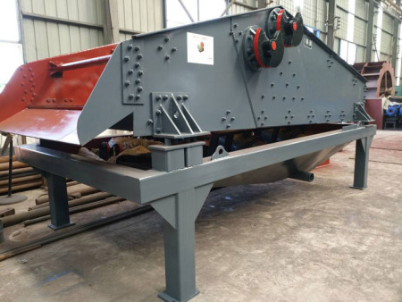 污泥脫水篩訂制-湖南震動脫水篩哪里好