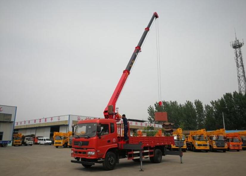 200噸隨車吊全國出租 重型隨車吊租賃 隨車吊出租價格
