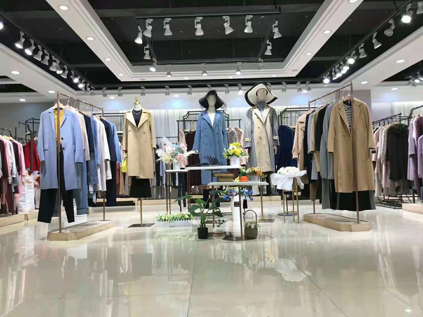華人杰2021秋冬專柜女裝折扣店進(jìn)貨渠道