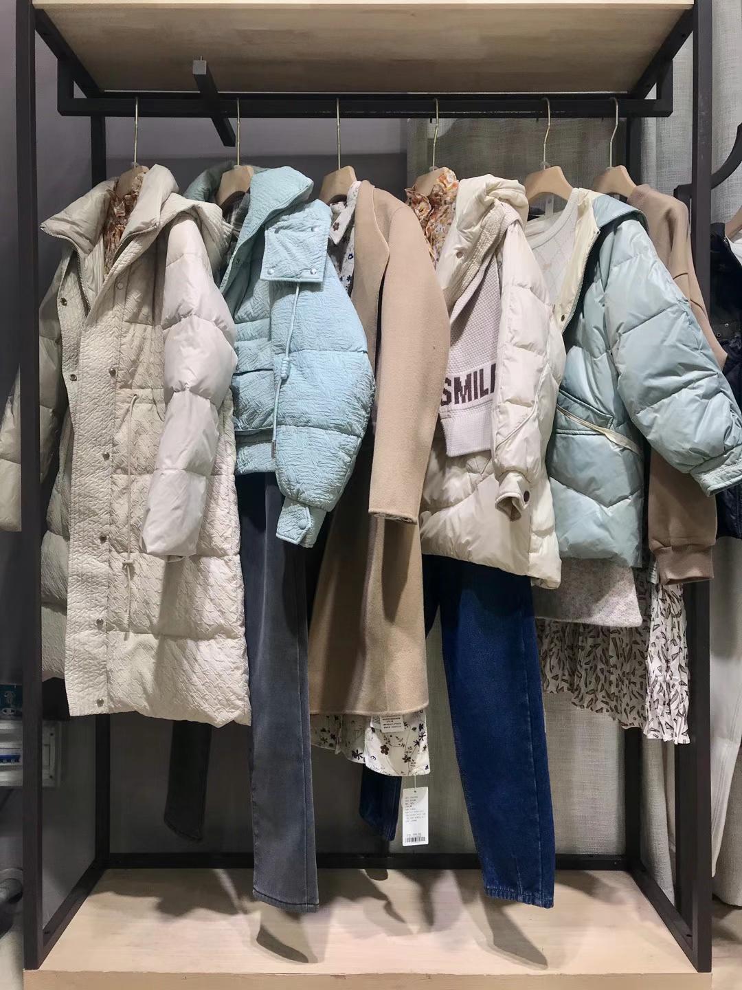 麥雅圖2021冬品牌女裝折扣批發(fā)供應(yīng)商