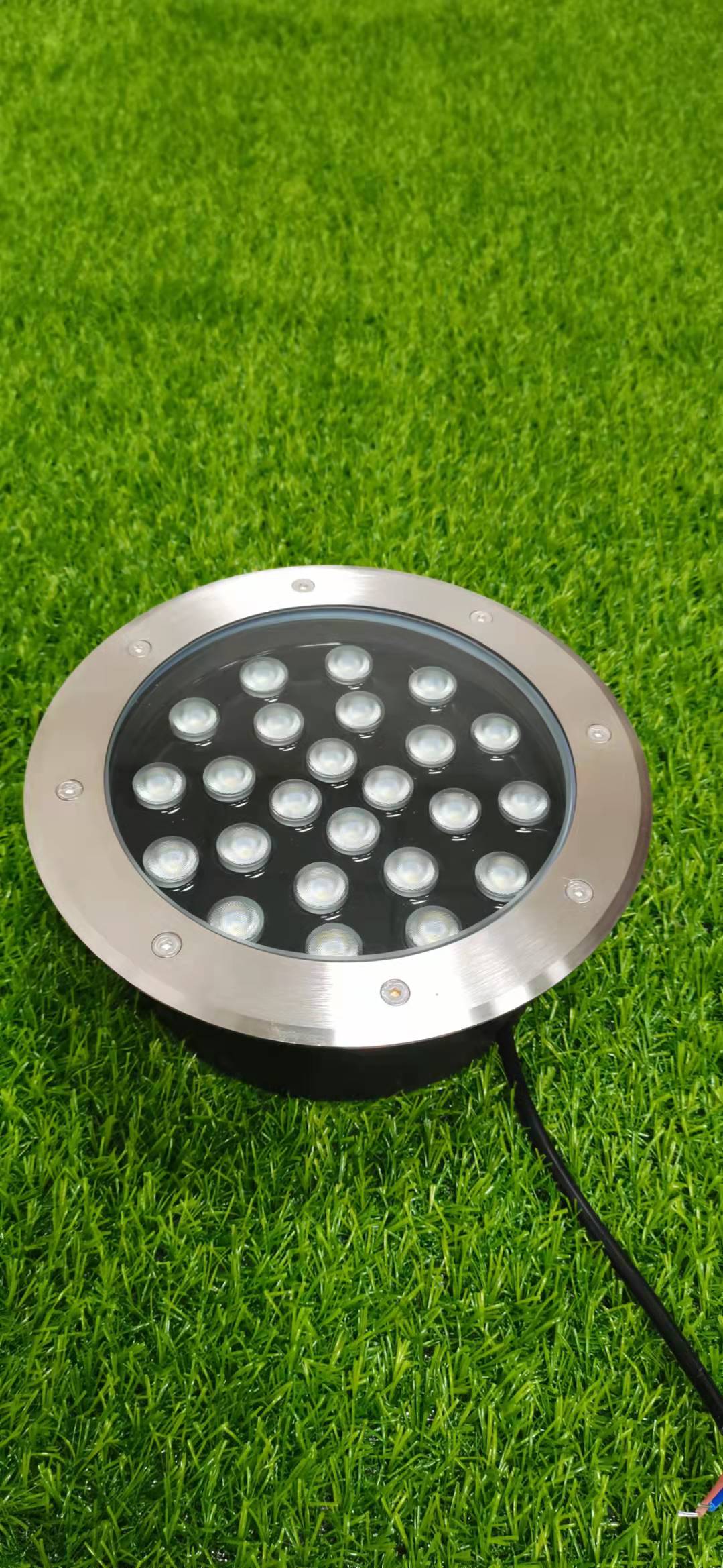 廣州 大量批發(fā)戶外LED埋地燈廠商，哪家價格便宜？