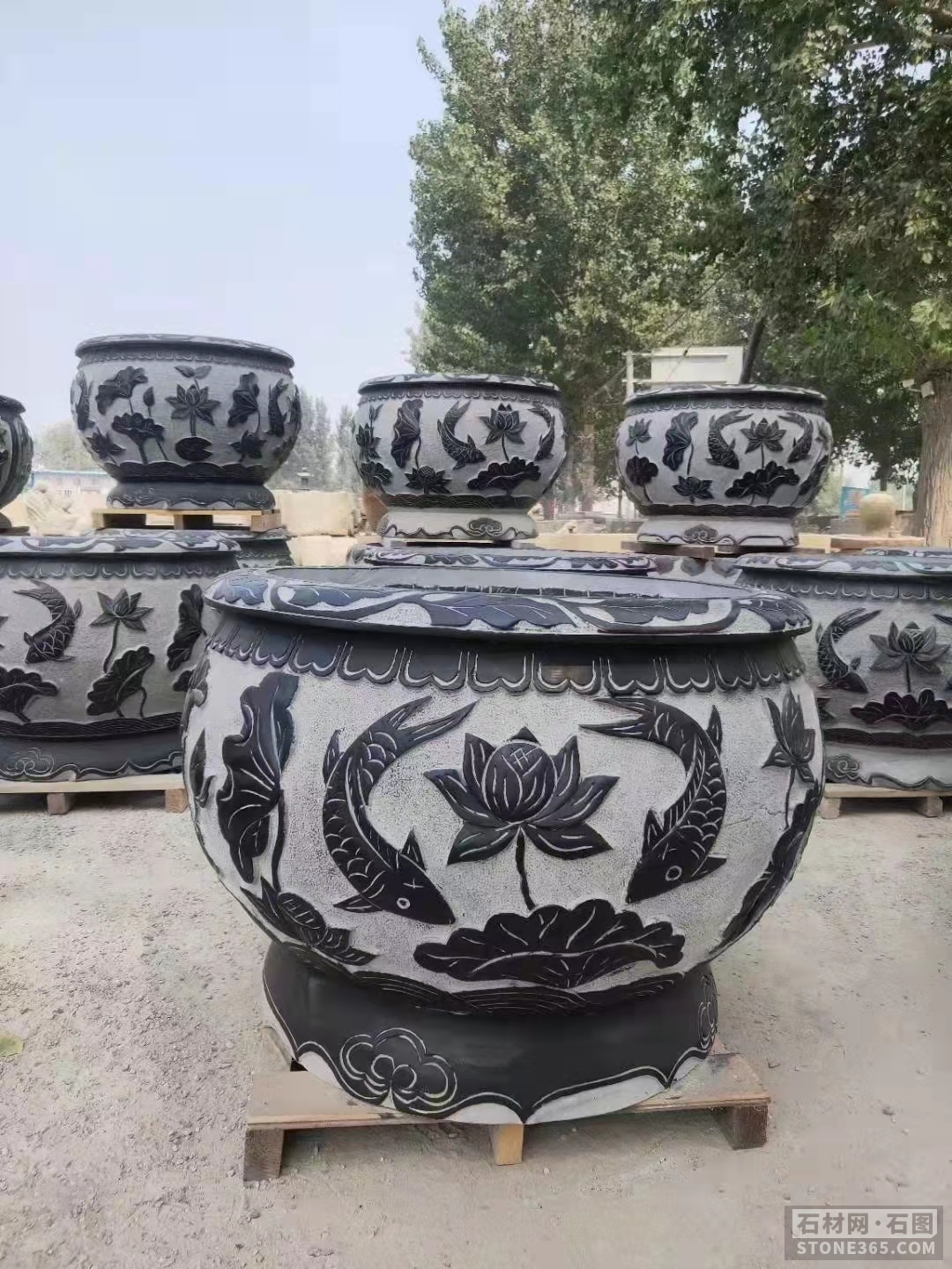 青石花缽雕刻廠家供應(yīng)  青石花缽雕刻批發(fā)