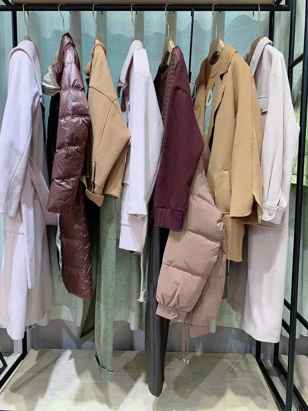 品牌歐絲蒂雅文2021秋冬折扣女裝庫存尾貨批發(fā)