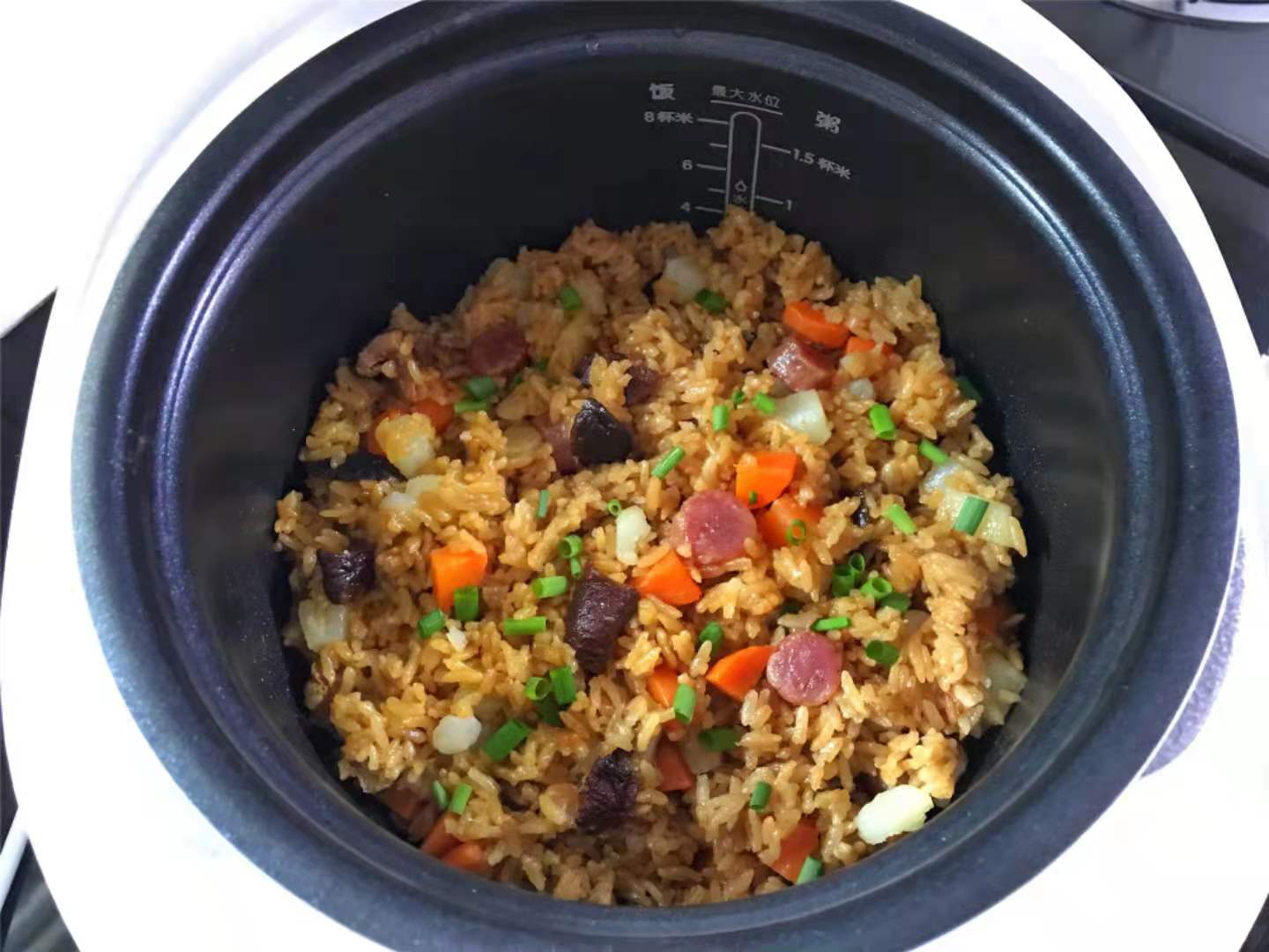 鮮汁燜飯醬料懶人燜飯醬料生產(chǎn)廠家