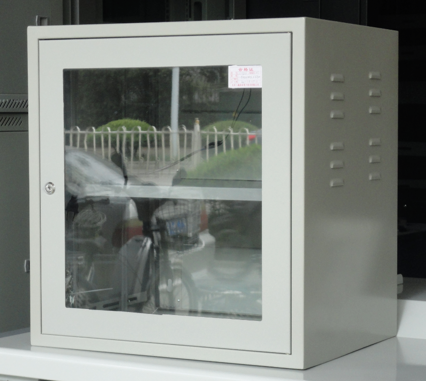 供應(yīng)廣西南寧普通C型加深6U掛墻機(jī)柜墻柜網(wǎng)絡(luò)機(jī)柜南寧