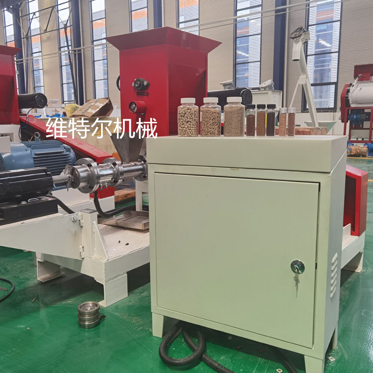 寵物飼料膨化機(jī) 動(dòng)物飼料膨化機(jī) 飼料膨化機(jī)維特爾順應(yīng)市場(chǎng)