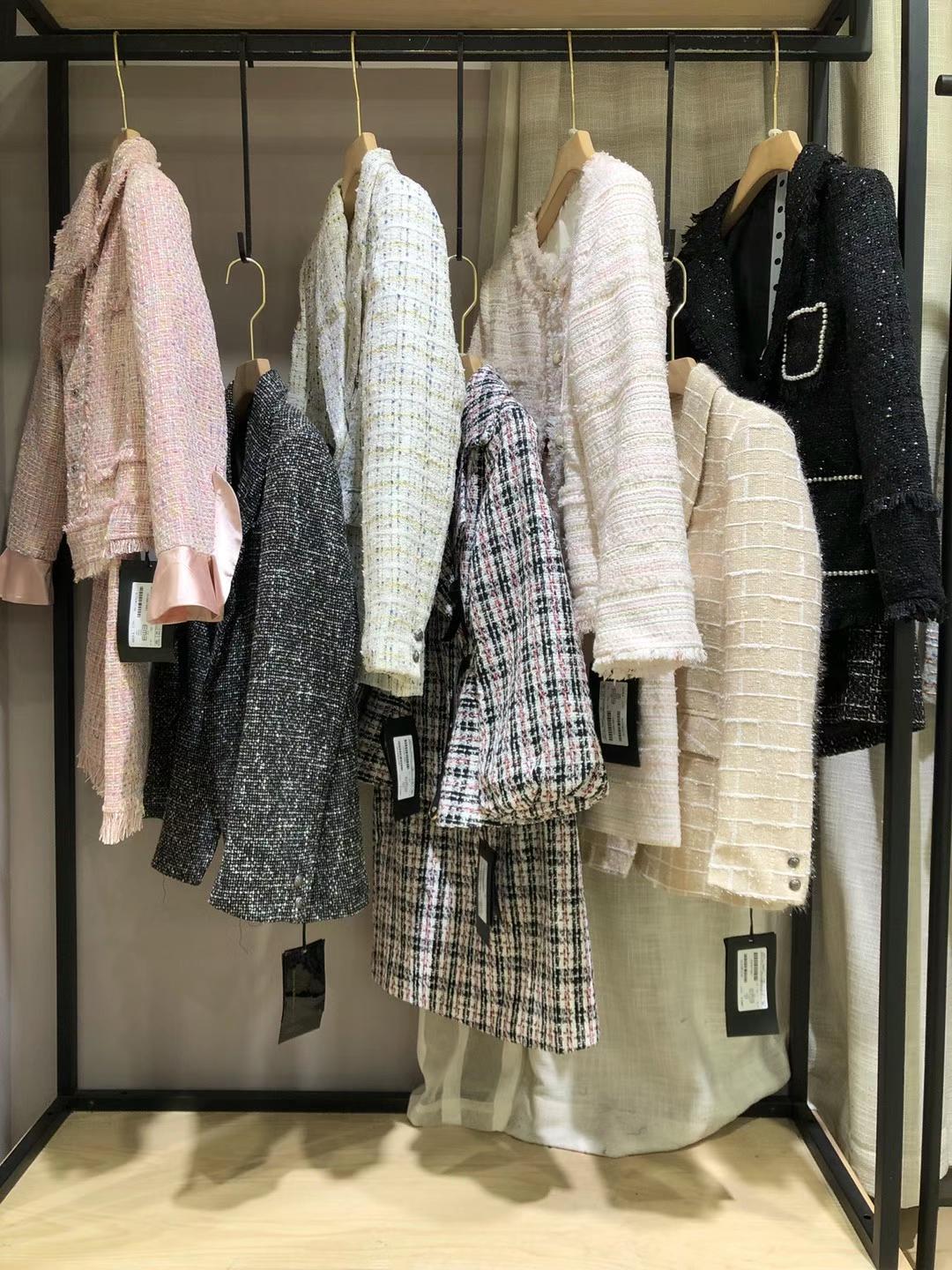 DG小 蜜 蜂小香風(fēng)純大件系列2021冬品牌折扣女裝專柜正 品直播一手貨源批發(fā)