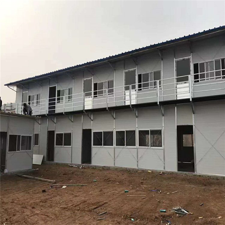 工地打包箱 彩鋼板房 保溫隔熱箱房 鋼結(jié)構(gòu)板房出售